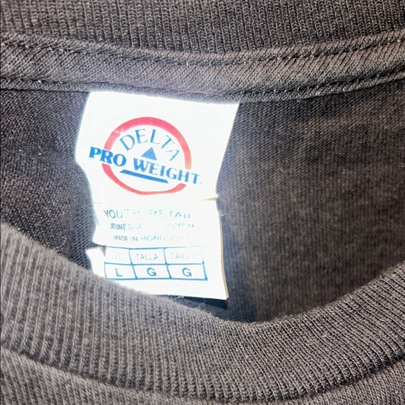 Shark Graphic Tee - Picture 2 of 3